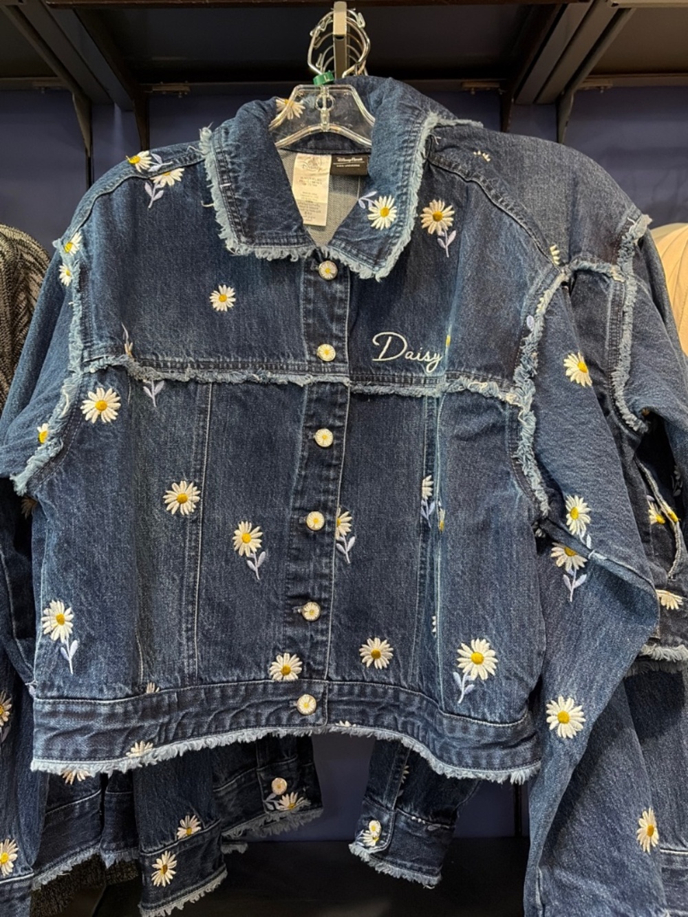 Disney Parks X Her Universe Daisy Duck Jean Jacket MEDIUM - NEW - Picture 2 of 2